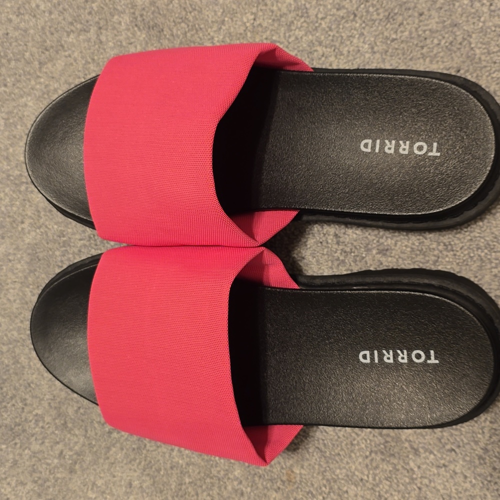 Torrid Black and Pink Slide Sandals
